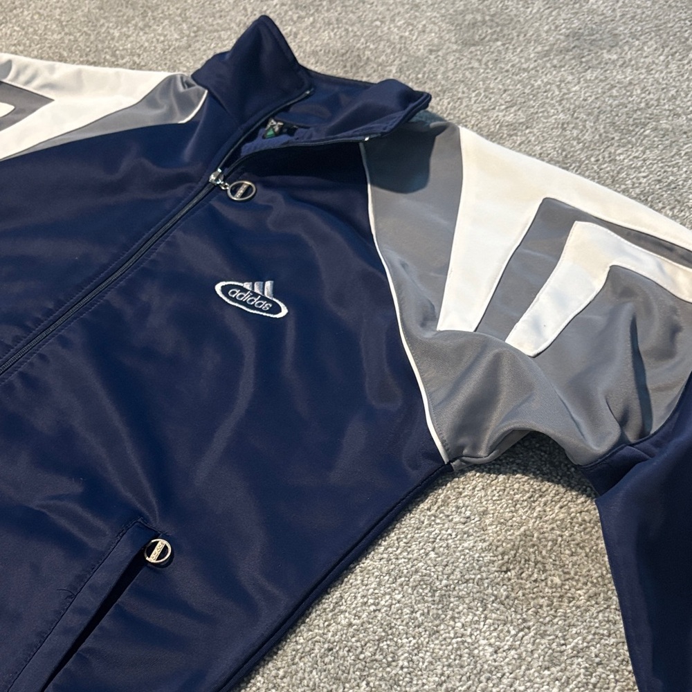 90’s Adidas Navy and Light Gray Windbreaker Track Suit Zip-Up Jacket - Picture 3 of 5